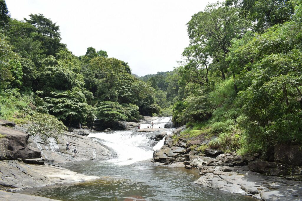 kozhippara-waterfalls
